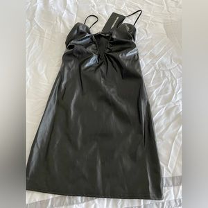 SIZE:S